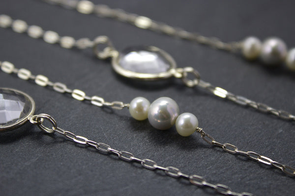 Chain with rock crystals and freshwater pearls