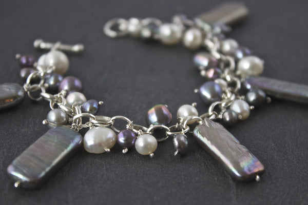Bracelet with grey rectangular freshwater pearls