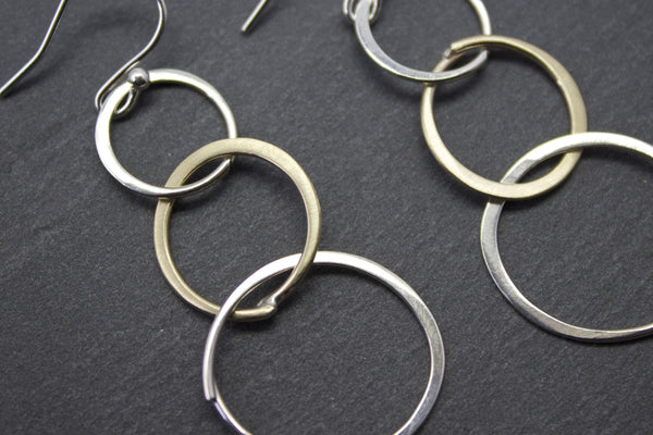 Earrings with three circles