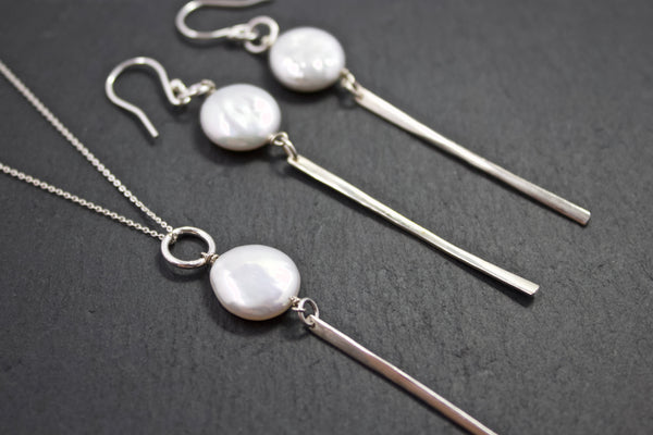 Earrings with coin pearl and silver bar drop